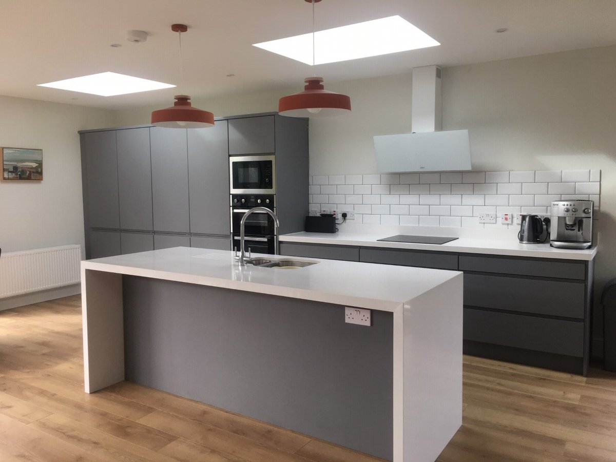 "Modern kitchen fitted by AR Construction β handyman services in Limerick"